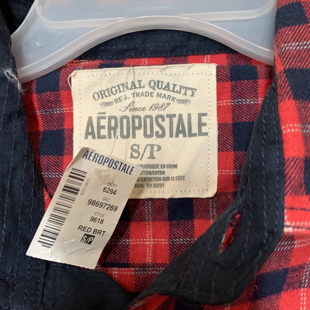 NWT AEROPOSTALE Woven Button Down Plaid Graphic Long Sleeve Shirt Men's Sz S. - Picture 7 of 9